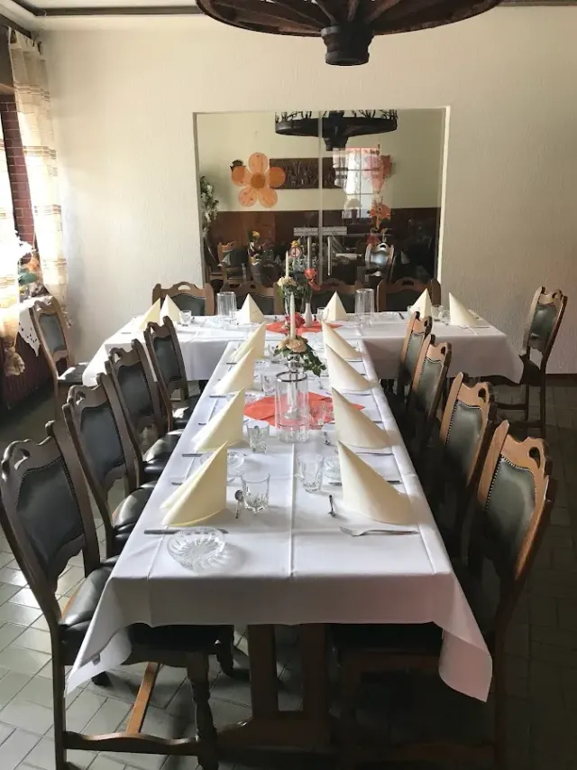 BookNoFees: Restaurante – Brambauer Hof (Nioduschewski Gasthaus) – Lünen – Brambauer Hof (posada Nioduschewski), foto 2