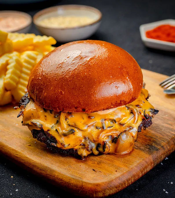 BookNoFees: Bar de tapas – Boom Burger – Bucharest – Boom Burger, foto 1