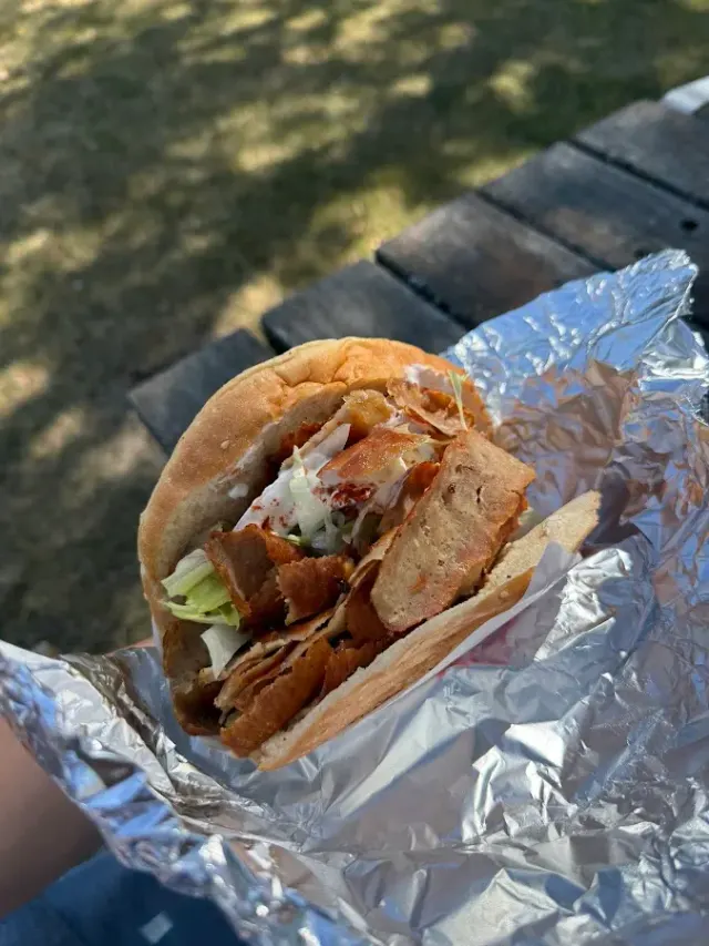 BookNoFees: Restaurante – Imbiss Aue – Bad Berleburg – Cafetería Aue, foto 3