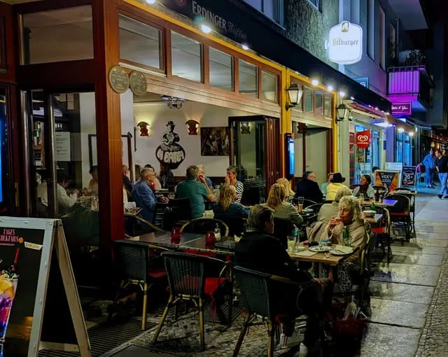 BookNoFees: Restaurante – Adamo's Tapas Bar & Restaurant – Berlin – Adamo's Tapas Bar & Restaurant, foto 2