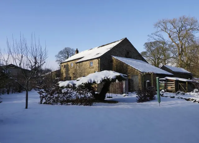 BookNoFees: Habitación privada y tranquila en una casa de piedra – Hope Valley