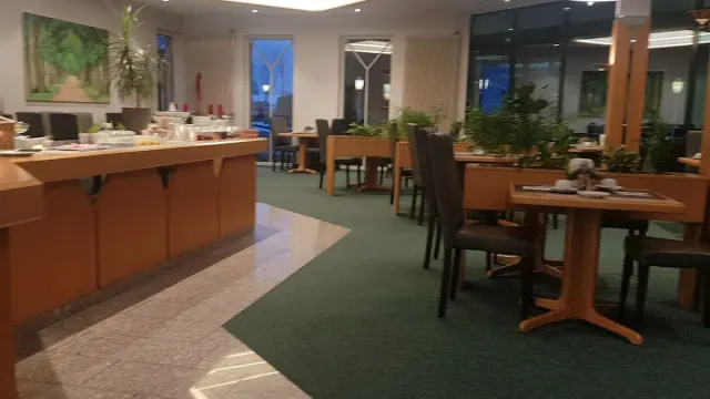 BookNoFees: Restaurante – Feldschlößchen Hotel – Geseke – Hotel Feldschlößchen, foto 3