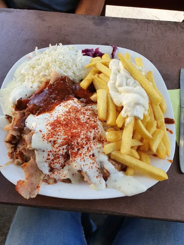 BookNoFees: Restaurante – Abbis Imbiß – Anröchte – Abbis Imbiß, foto 3