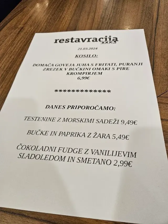 BookNoFees: Restaurante – Restavracija XXXL Ljubljana – Ljubljana – Restaurante XXXL de Liubliana, foto 2