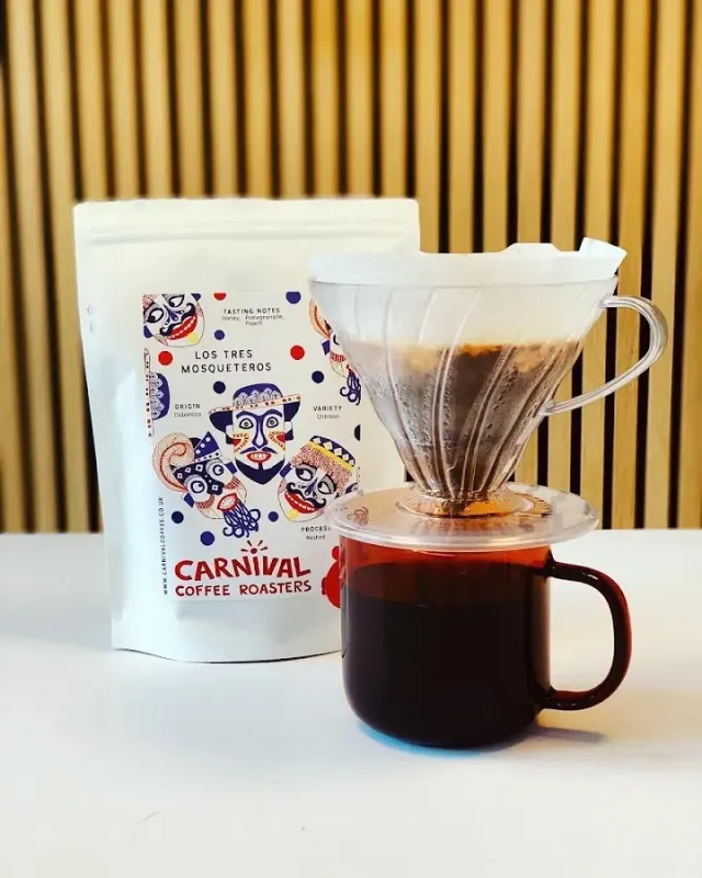 BookNoFees: Cafetería – Carnival Coffee Roasters – London – Carnival Coffee Roasters, foto 2