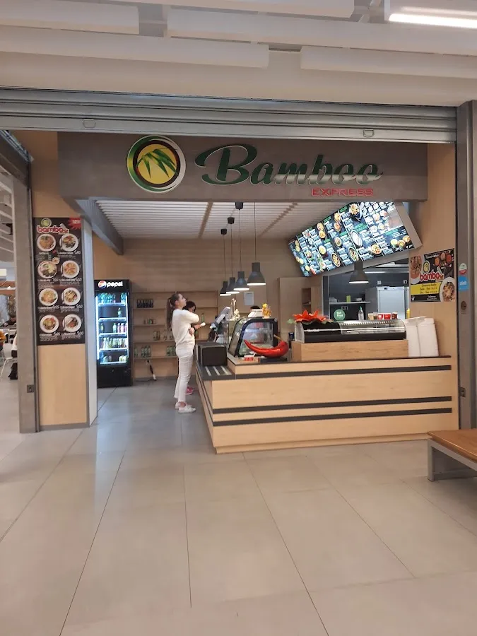 BookNoFees: Bar de tapas – Bamboo express – Bratislava – Bamboo Express, foto 1