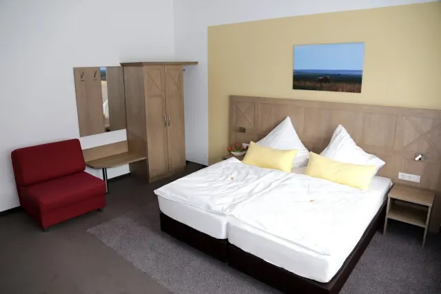 BookNoFees: Landhotel Haus Dumicketal, Drolshagen
