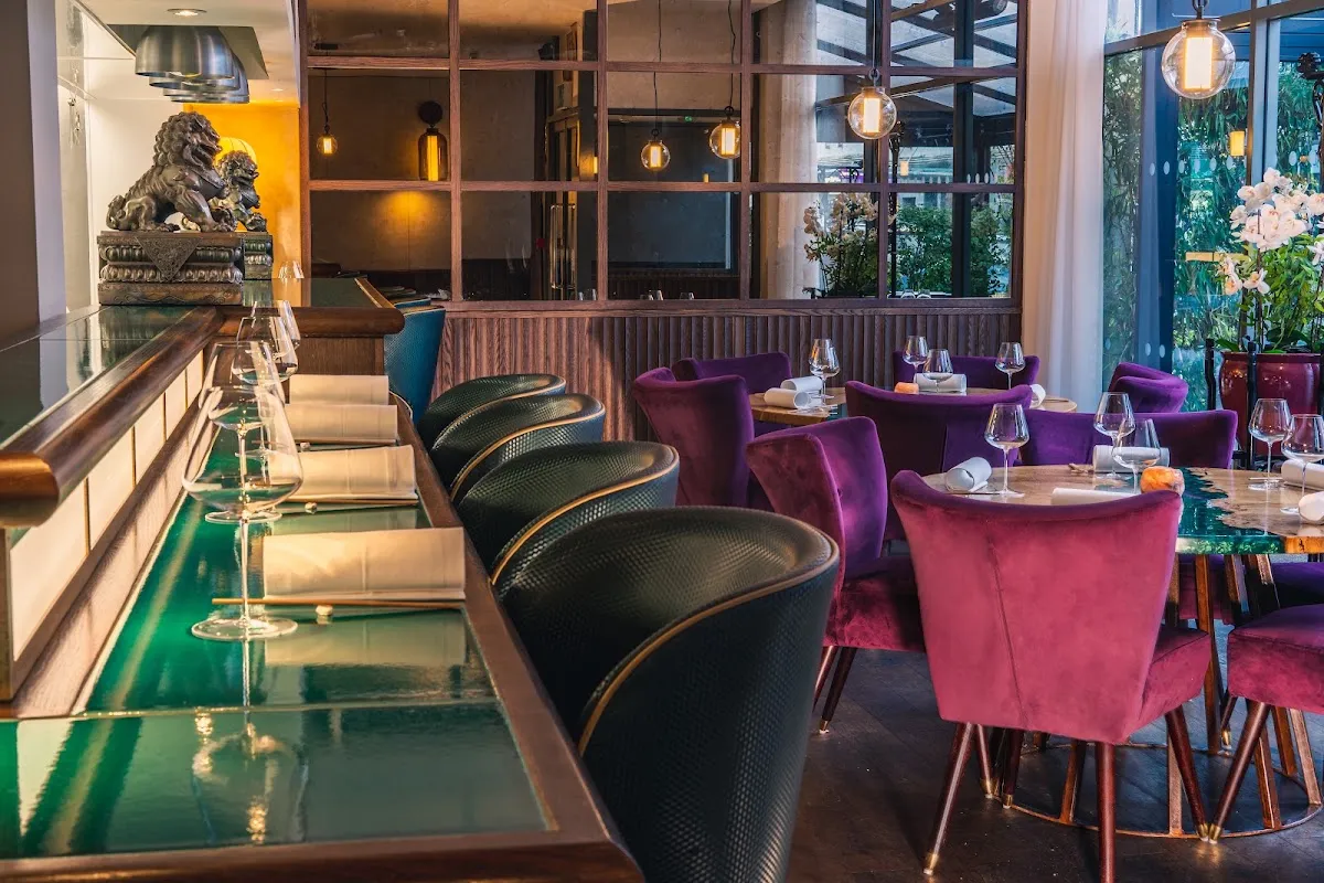 BookNoFees: Restaurante – A. Wong – London – A. Wong, foto 1
