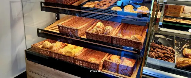 BookNoFees: Panadería – Hölscher Bäckerei – Datteln – Panadería Hölscher, foto 3
