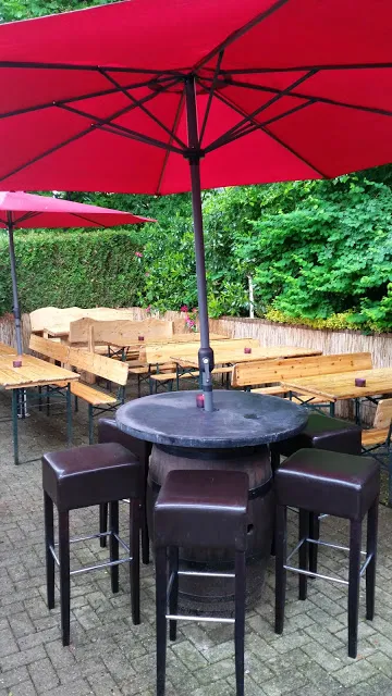 BookNoFees: Restaurante – Gaststätte Der Kaiser (Thorsten Willms) – Halver – Restaurante «Der Kaiser» (Thorsten Willms), foto 2