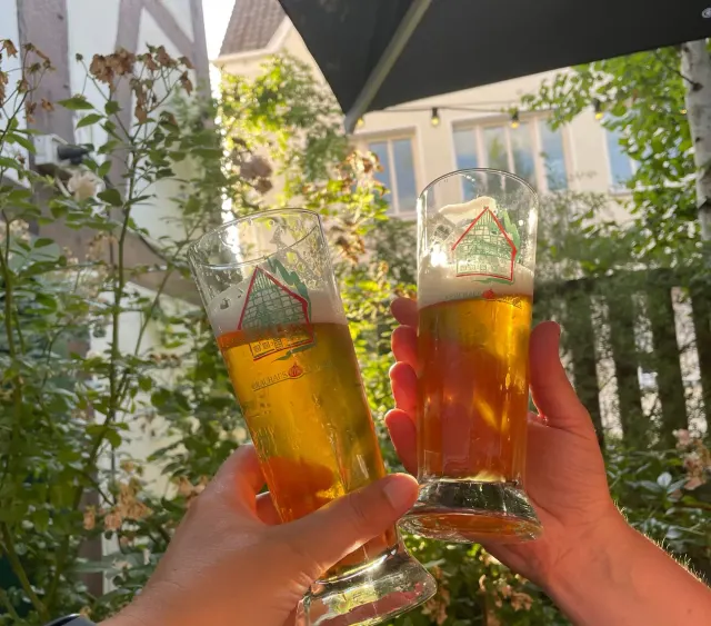 BookNoFees: Restaurante – Brauhaus Zwiebel – Soest – Cervecería Zwiebel, foto 3