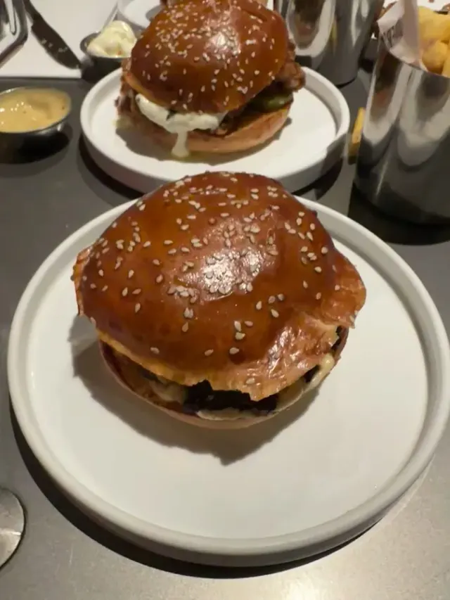BookNoFees: Restaurante – Burger & Beyond – London – Hamburguesas y mucho más, foto 3