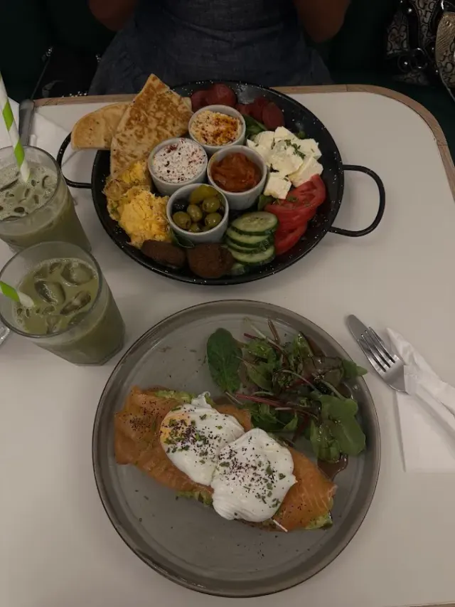 BookNoFees: Cafetería – Dulce – London – Dulce, foto 2