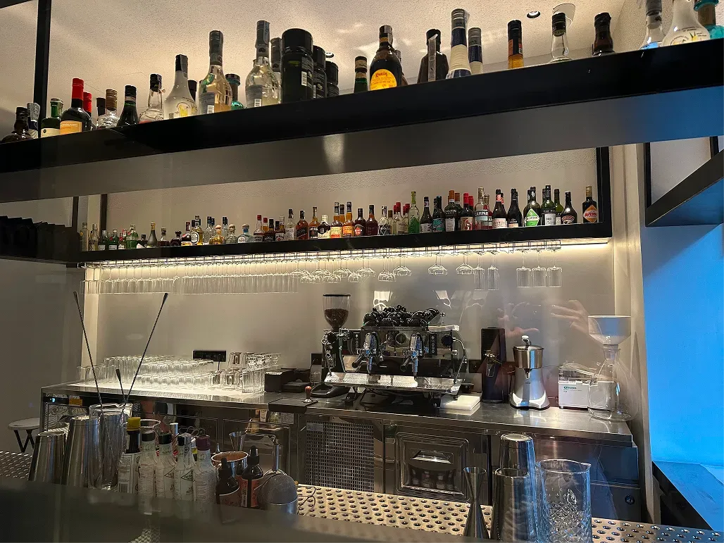 BookNoFees: Restaurante – Smokey Gallery – Madrid – Galería Smokey, foto 1