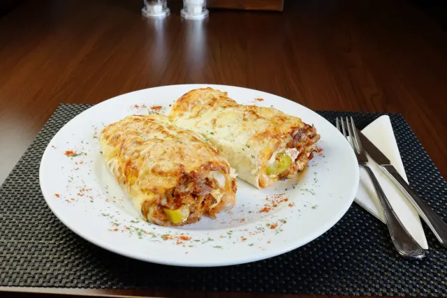 BookNoFees: Bar de tapas – Delicato Pizzeria & Dönerhaus – Arnsberg-Bruchhausen – Delicato Pizzería y Dönerhaus, foto 3