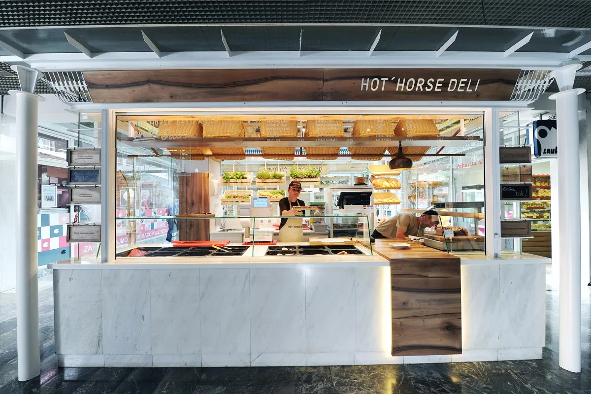 BookNoFees: Bar de tapas – Hot Horse DELI – Ljubljana – Hot Horse DELI, foto 1