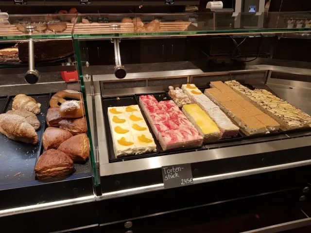 BookNoFees: Panadería – Bäckerei und Café Schulte – Warstein – Panadería y cafetería Schulte, foto 3