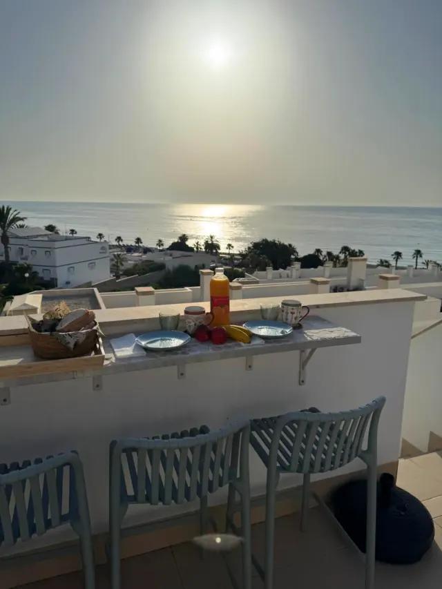 BookNoFees: Amplio ático con terraza tipo atrio y piscinas – Mojácar
