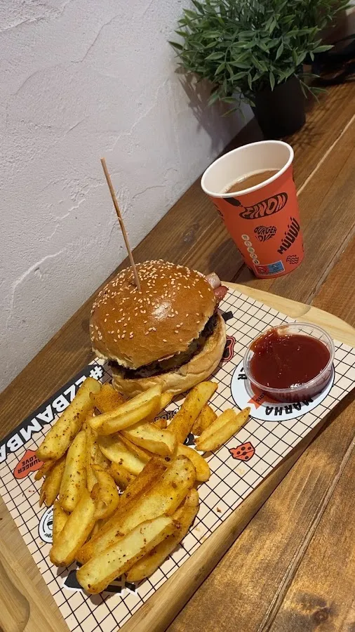 BookNoFees: Restaurante – Bamba Marha – Budapest – No sueltes a Marha, foto 2