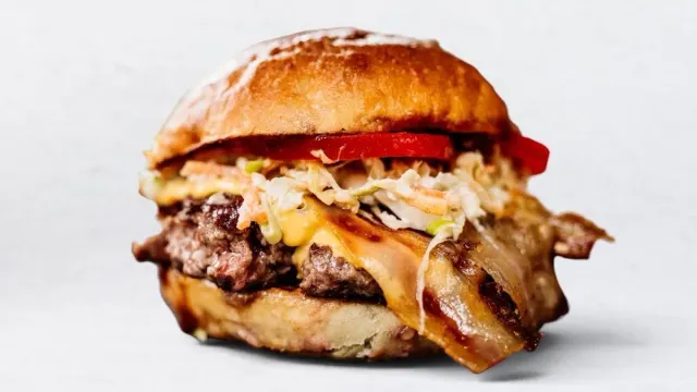 BookNoFees: Bar de tapas – Hood Burger – Ljubljana – Hood Burger, foto 2