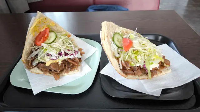 BookNoFees: Restaurante – Istanbul Döner – Freudenberg – Döner de Estambul, foto 2
