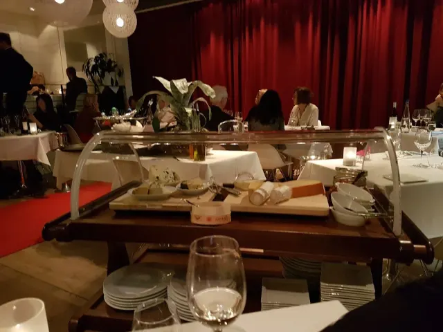 BookNoFees: Restaurante – Brasserie Mares – Oslo – Cervecería Mares, foto 3