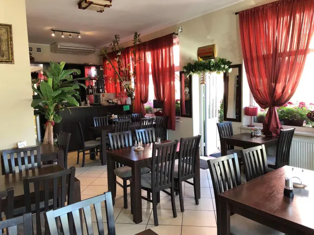 BookNoFees: Restaurante – A Chau – Warsaw – Y cerrar, foto 3