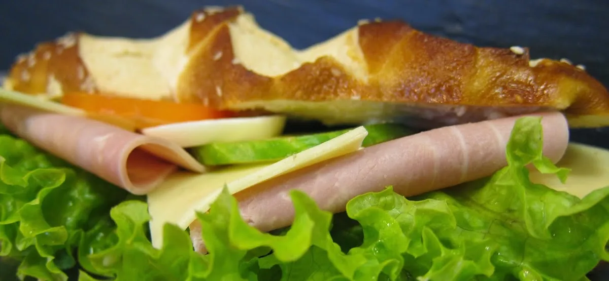 BookNoFees: Panadería – Sondermann-Brot – Olpe – Pan de Sondermann, foto 1