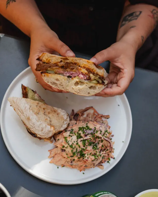 BookNoFees: Cafetería – Bakers and Roasters – Amsterdam – Panaderos y tostadores, foto 3