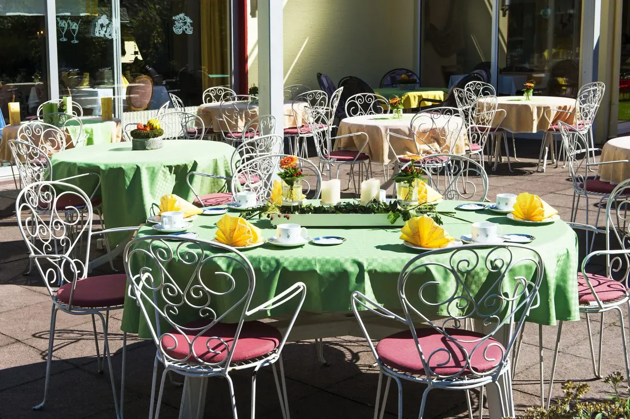 BookNoFees: Cafetería – Park Cafe Sprenger – Bad Sassendorf – Park Café Sprenger, foto 1