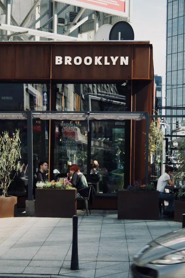 BookNoFees: Bar de tapas – Brooklyn House – Warsaw – Casa de Brooklyn, foto 3