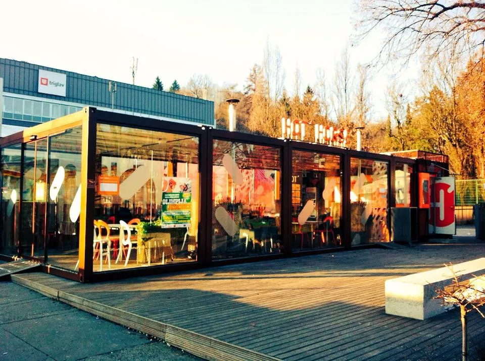BookNoFees: Bar de tapas – Hot Horse Tivoli – Ljubljana – Hot Horse Tivoli, foto 1
