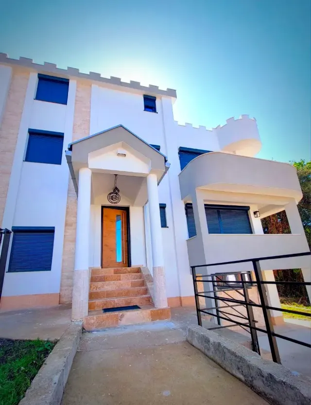 BookNoFees: Apartamento de vacaciones Rapunzel en GreenCastle – Bar Montenegro
