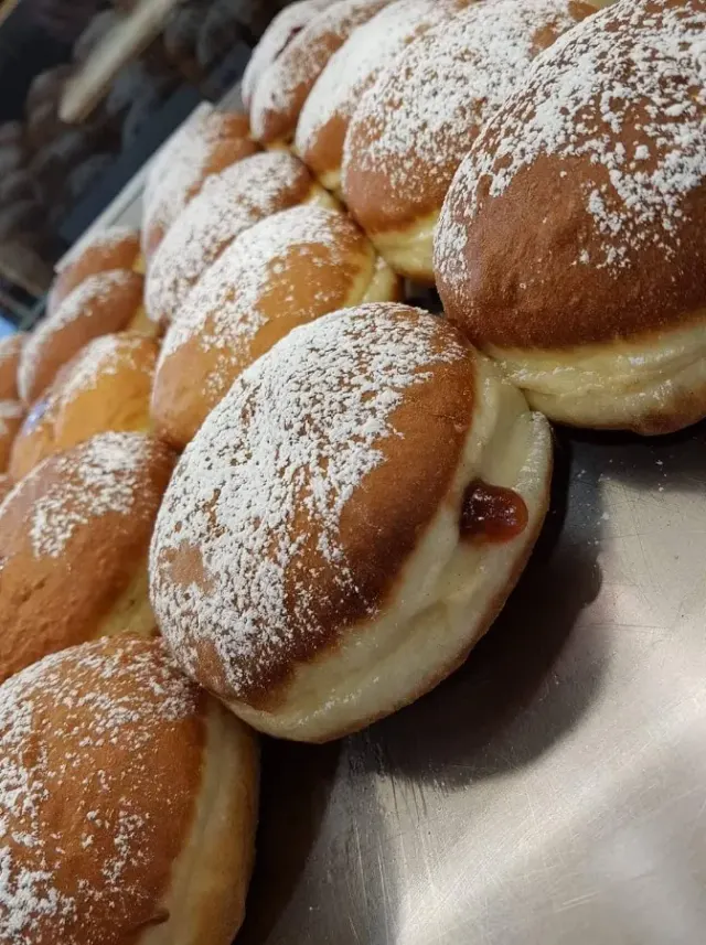 BookNoFees: Panadería – Sladopek – Zagreb – Sladopek, foto 2