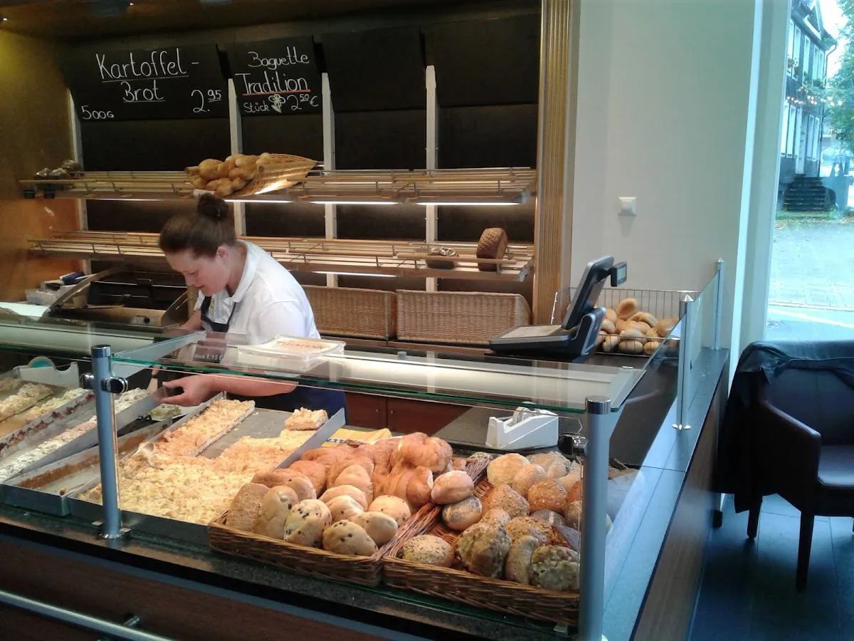 BookNoFees: Restaurante – Genuss-Bäckerei Tillmann – Balve – Panadería gourmet Tillmann, foto 1