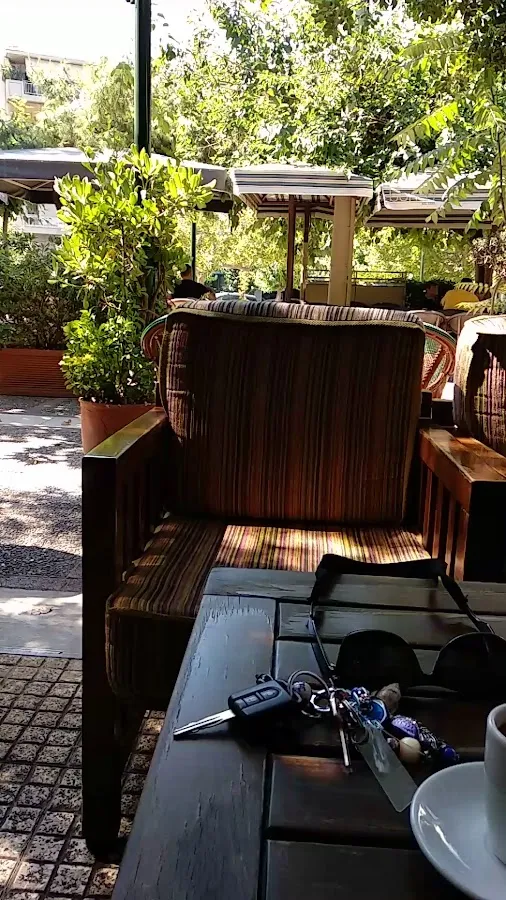 BookNoFees: Cafetería – BONCO – Athens – BONCO, foto 2