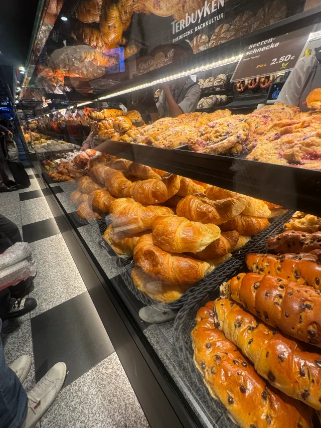 BookNoFees: Panadería – Terbuyken – Düsseldorf – Terbuyken, foto 2