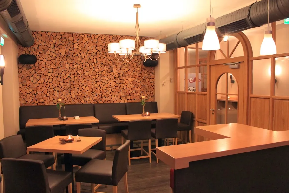 BookNoFees: Restaurante – Troll's Brauhaus – Medebach – La cervecería de Troll, foto 1