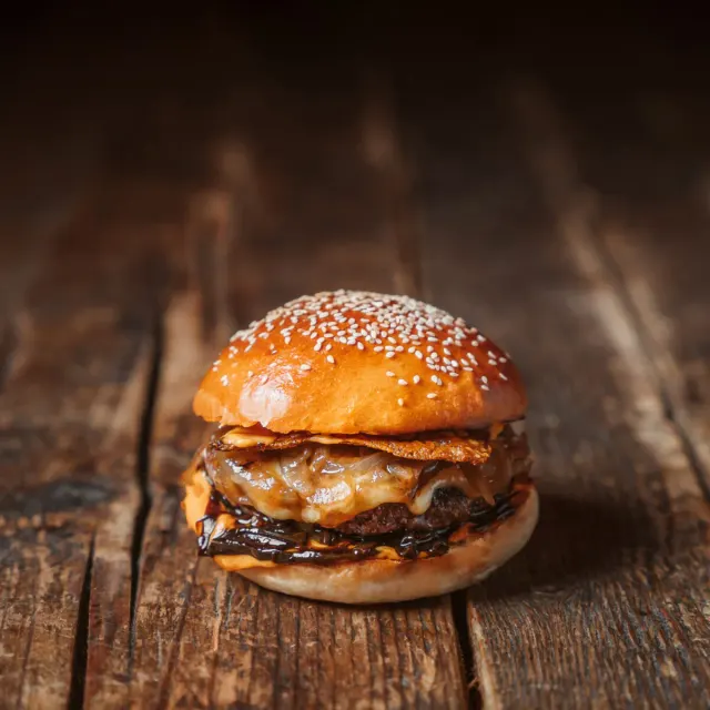 BookNoFees: Bar de tapas – Bamba Marha Burger Bar – Budapest – Bamba Marha Burger Bar, foto 2