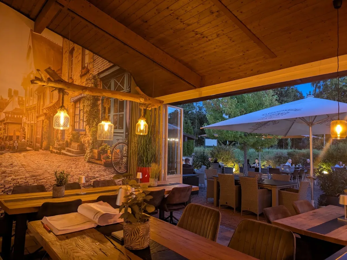 BookNoFees: Restaurante – Bistro Dinellis – Ense – Bistró Dinellis, foto 1