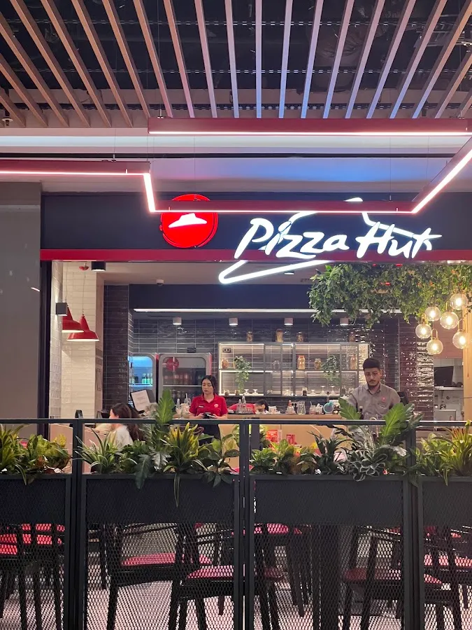 BookNoFees: Restaurante – Pizza Hut – Bucharest – Pizza Hut, foto 1