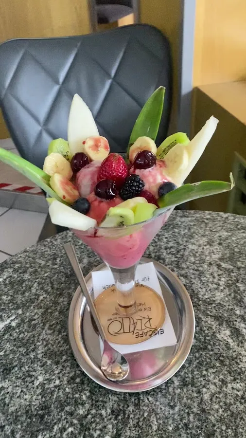 BookNoFees: Restaurante – Eiscafé Rialto – Fröndenberg – Cafetería-heladería Rialto, foto 3