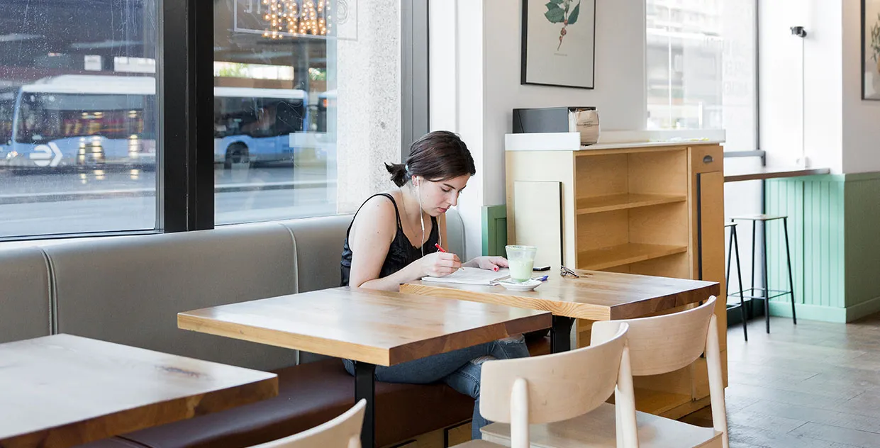 BookNoFees: Cafetería – Faborit – Madrid – Favorito, foto 1