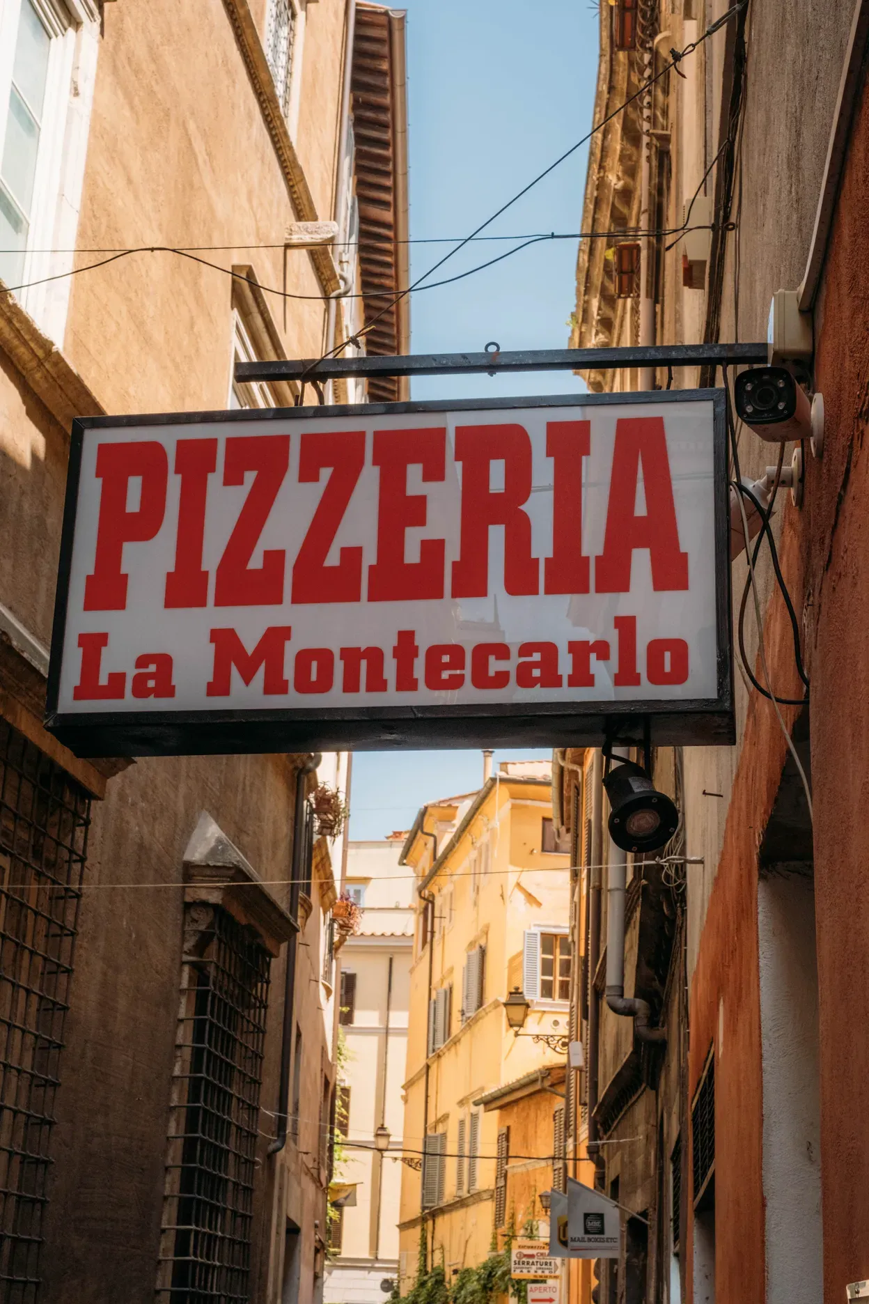 BookNoFees: Restaurante – Pizzeria La Montecarlo – Rome – Pizzería La Montecarlo, foto 1