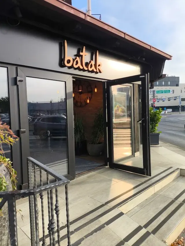 BookNoFees: Restaurante – Batak – Zagreb – Estúpido, foto 2