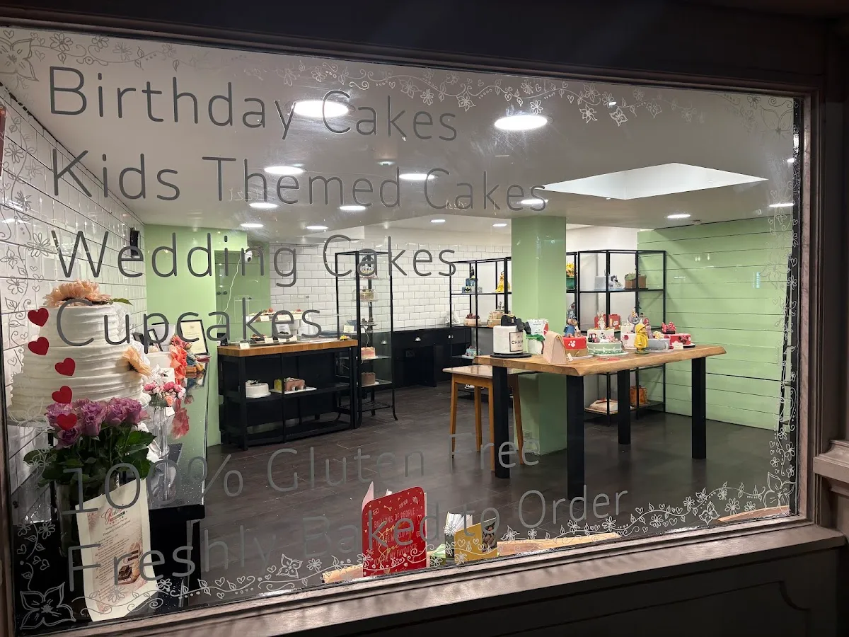 BookNoFees: Panadería – Glutopia Cake Boutique – London – Pastelería Glutopia, foto 1