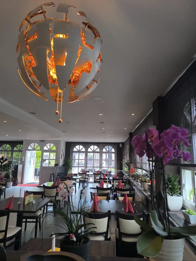 BookNoFees: Restaurante – China Restaurant Peking – Kreuztal – Restaurante chino Pekín, foto 1
