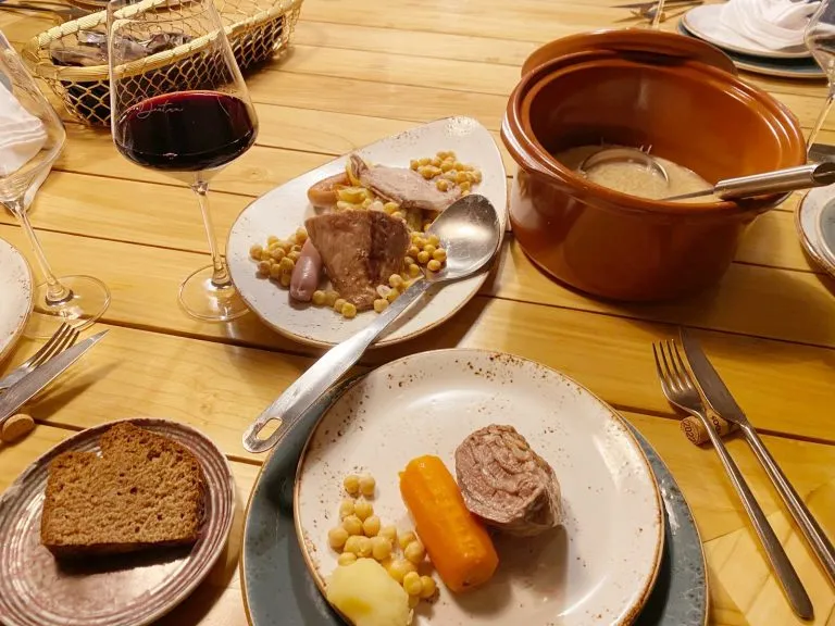 BookNoFees: Restaurante – Restaurante DeAtun – Madrid – Restaurante DeAtun, foto 1