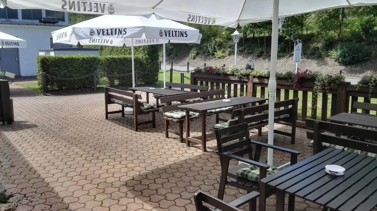 BookNoFees: Restaurante – Gasthaus Zur Lore – Bestwig – Restaurante «Zur Lore», foto 1
