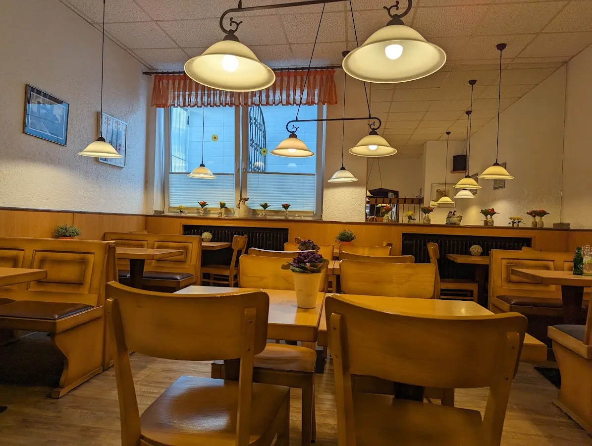 BookNoFees: Restaurante – Speisegaststätte Curry Heini – Waltrop – Restaurante Curry Heini, foto 1